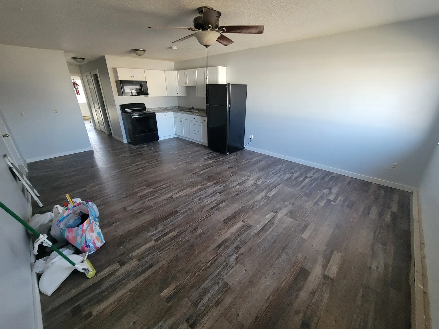 1 bed, 500 sqft, $795 — Photo 2