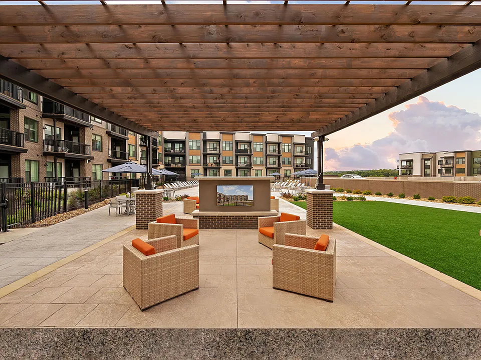 ALTO Apartments of Lenexa
