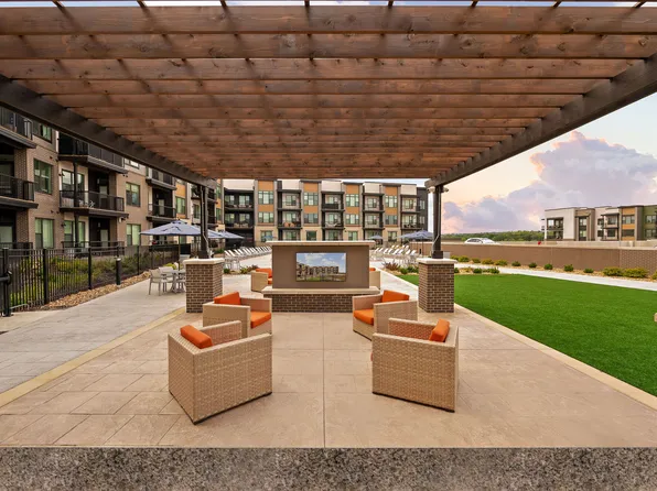 ALTO Apartments of Lenexa