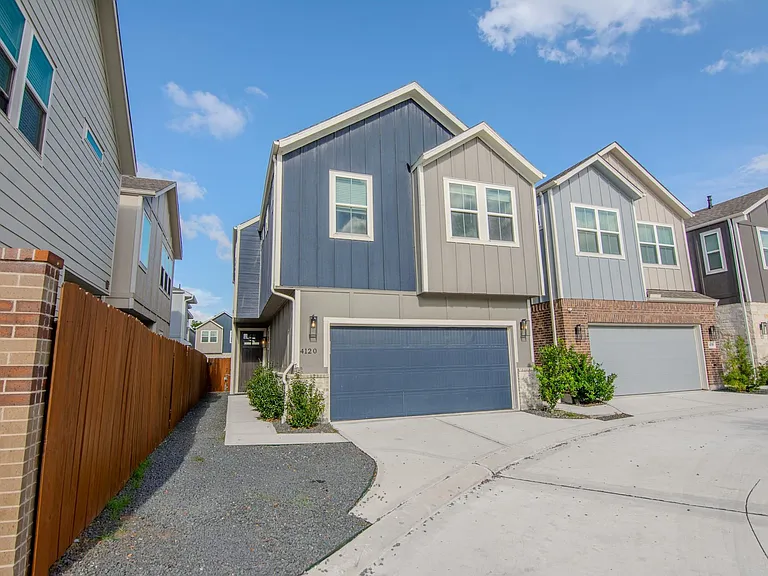 4120 Split Ivy Dr — Photo 2