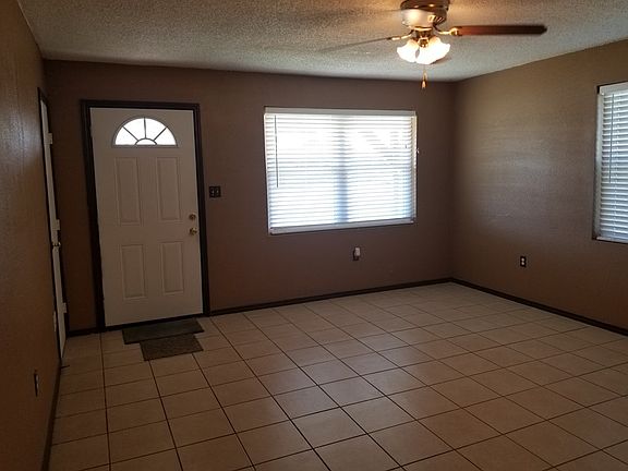 4th image of 4400 Leddy Dr
