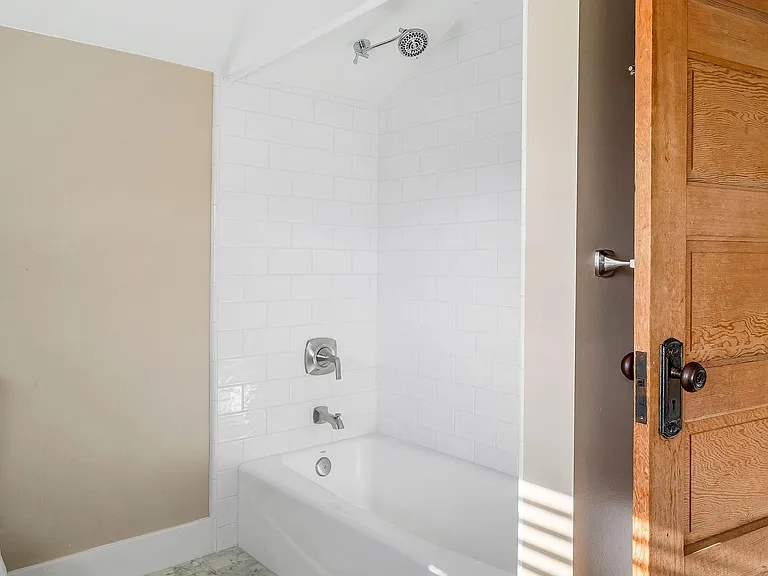 18441 Nelson Pl NE — Photo 35