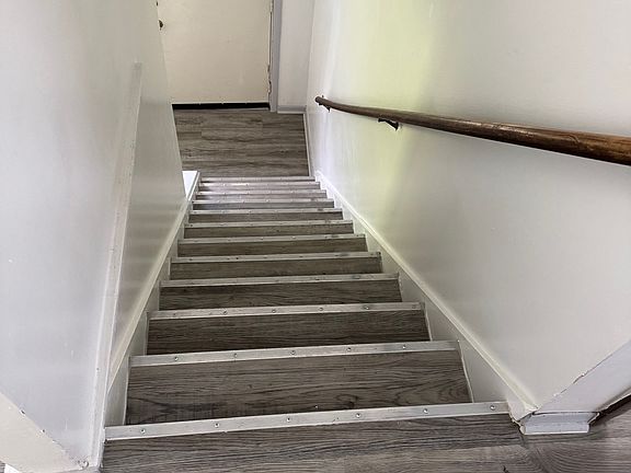 4th image of 422 Kolpwood Ave NW