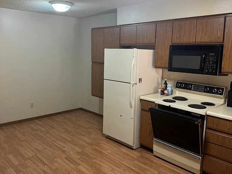 205 Woodside Dr — Photo 13