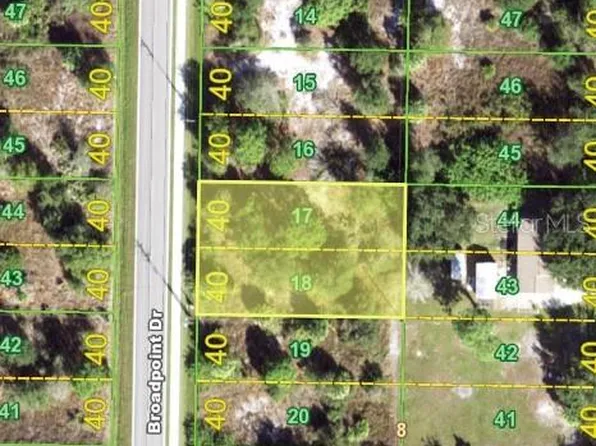 2322 Broadpoint Dr #17, Punta Gorda, FL 33983