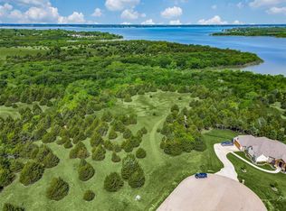 2520 Morning Mist Ln, Nevada, TX 75173