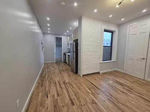 159 Ellery St #9 Photo 1