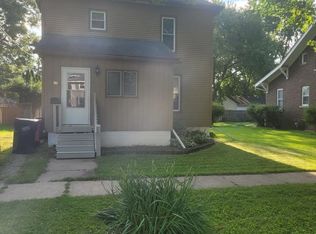 504 S College Ave, Aledo, IL 61231