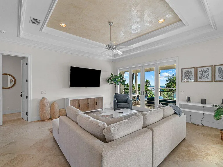 6103 N Ocean Blvd — Photo 18