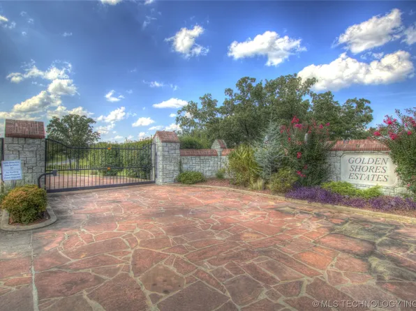 733 S 276th West Ave, Sand Springs, OK 74063