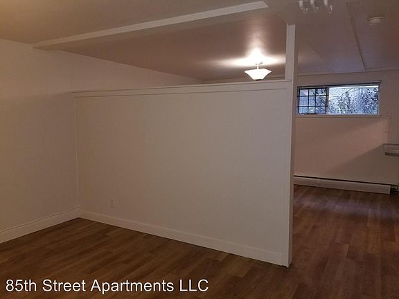 3rd image of 1309 NW 85th St #5743728