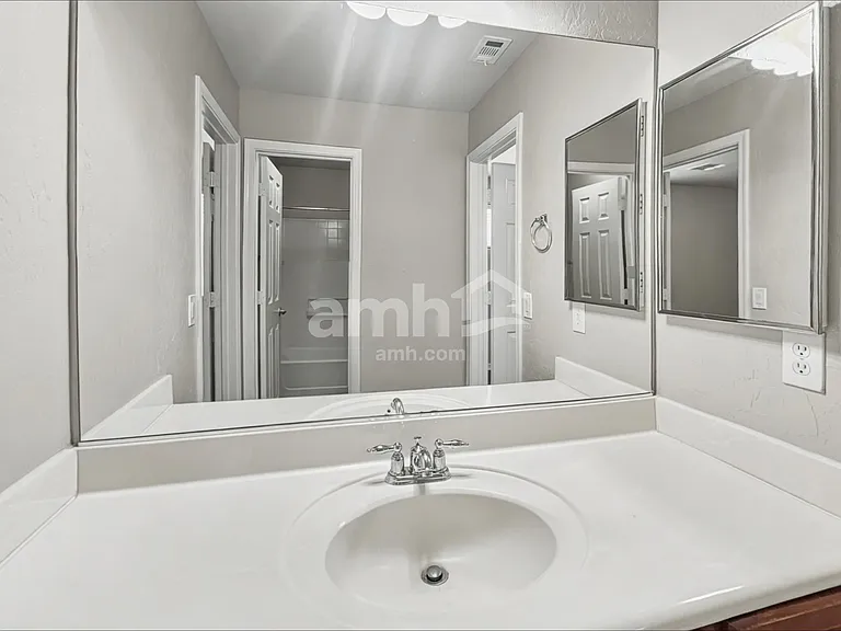 4408 Carrier Dove Ave — Photo 16