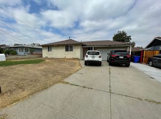 230 W Morgan St, Rialto, CA 92376