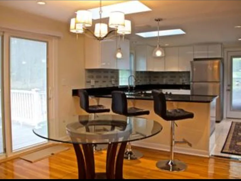 54 Maplewood Dr #2 — Photo 20