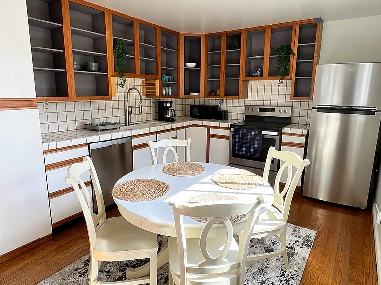 241 Harrison Ave — Photo 7
