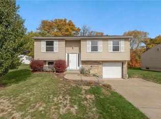 3201 Bradbury Dr, Aliquippa, PA 15001