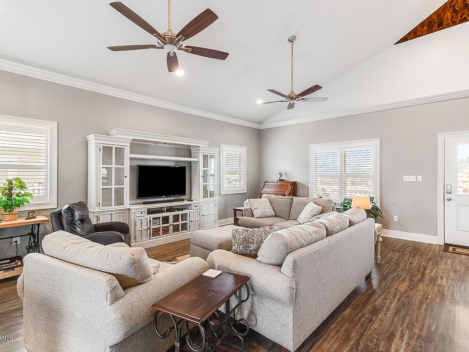 306 Isadore St Delcambre, LA, 70528 Apartments for Rent Zillow