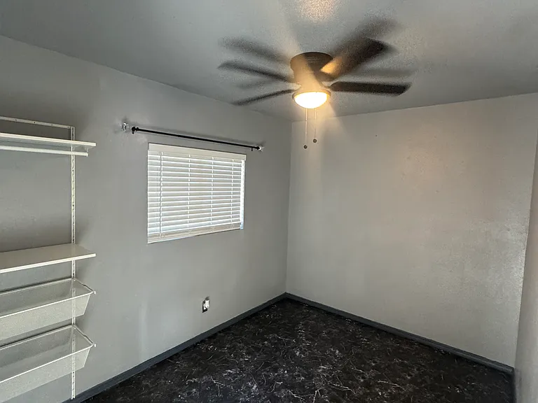 2128 E Stockwell St — Photo 1