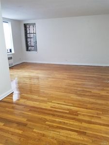 2244 Bronx Park E APT 3E, Bronx, NY, 10467