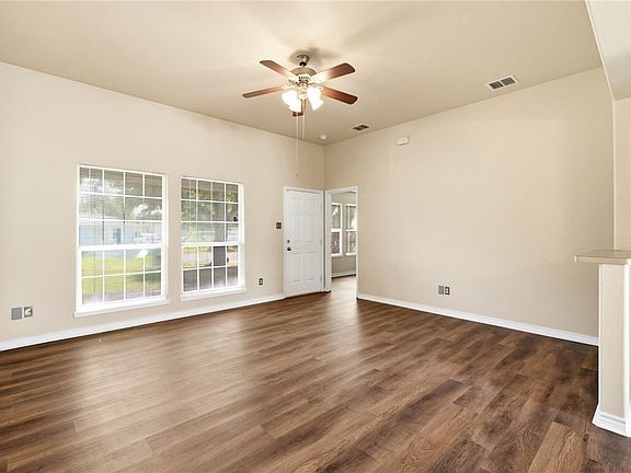 3rd image of 4525 Angela Dr