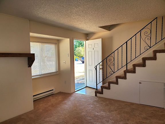 2nd image of 1010 E 35th St APT A