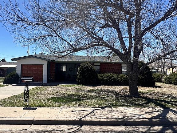 3rd image of 607 Lutheran Ln