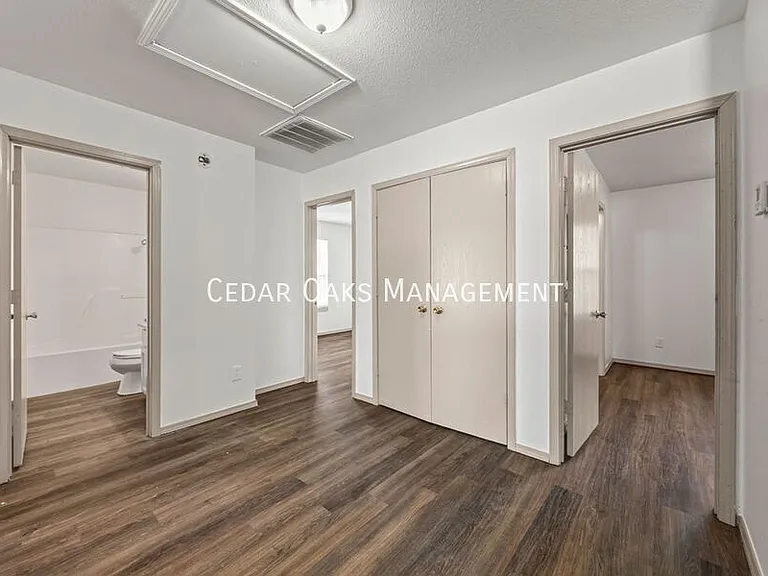 111 Josie Pl #B — Photo 5