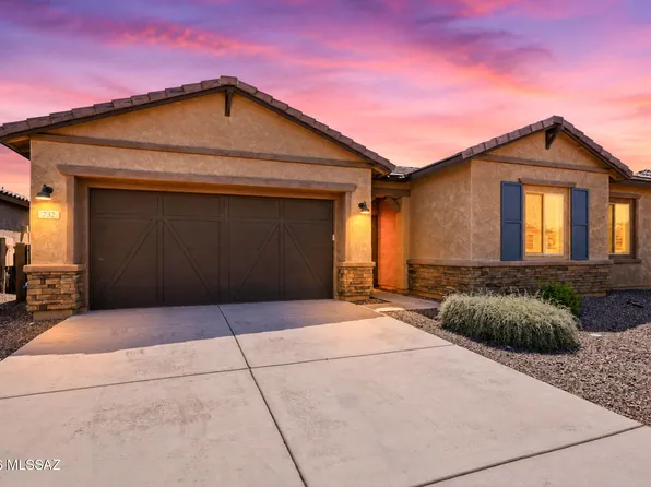 732 E Romsdalen Rd, Oro Valley, AZ 85755