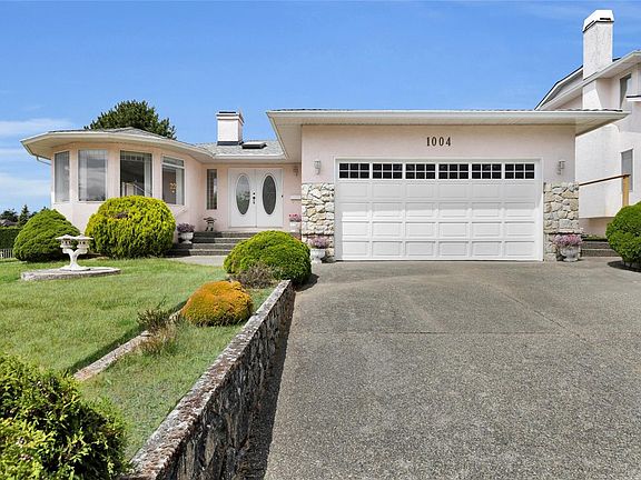2nd image of 1004 Adeline Pl