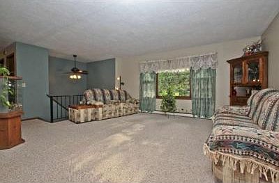 2nd image of 24829 Lincoln Ct NE