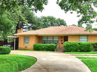 609 S Collins St, Arlington, TX 76010