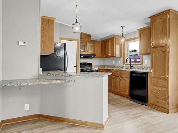 5th image of 280 Vista Avenue