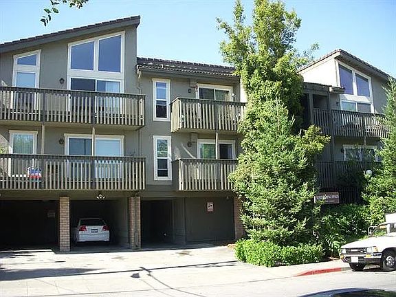 3rd image of 480 E Okeefe St APT 315