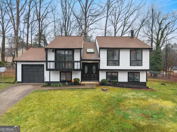 1342 Muirfield Dr, Stone Mountain, GA 30088