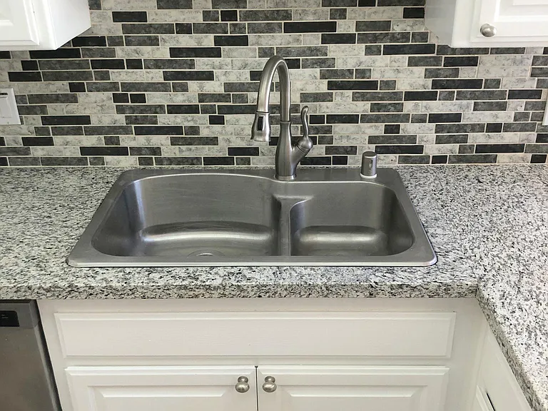Extra Large 33-inch Double Bowl Stainless Steel Kitchen Sink