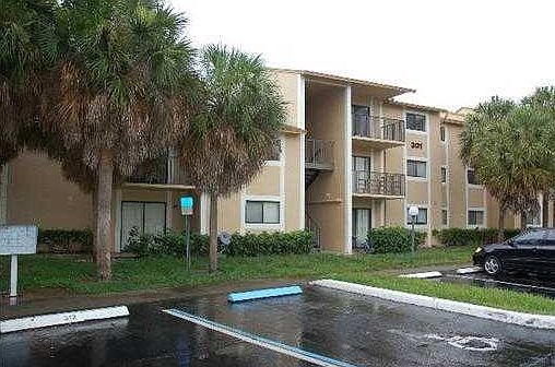 1st image of 301 Palm Way APT 304