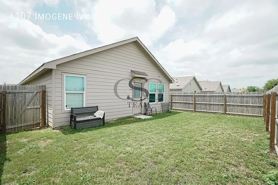 4107 Imogene Ivy — Photo 3