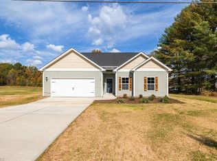 565 River Rd, Stoneville, NC 27048