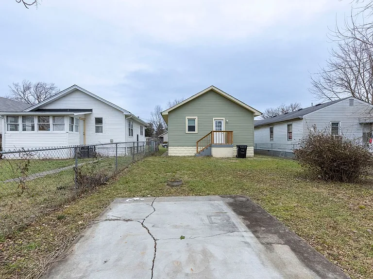 4102 Sunset Ave — Photo 18