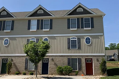 9 Gloucester Dr Photo 1