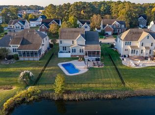 6 Elm St, Poquoson, VA 23662