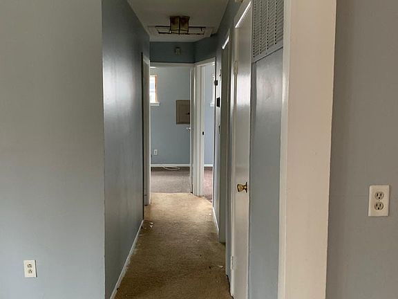 3rd image of 1314 Marshall St