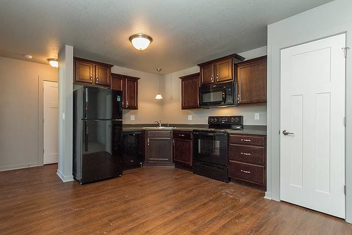 1st image of 5013 NE Milligan Ln #9595898