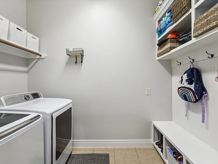 2960 Gibbons Hill Ln — Photo 27