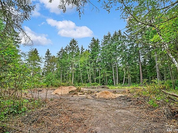 5th image of 9539 NE Mary Sam Ln