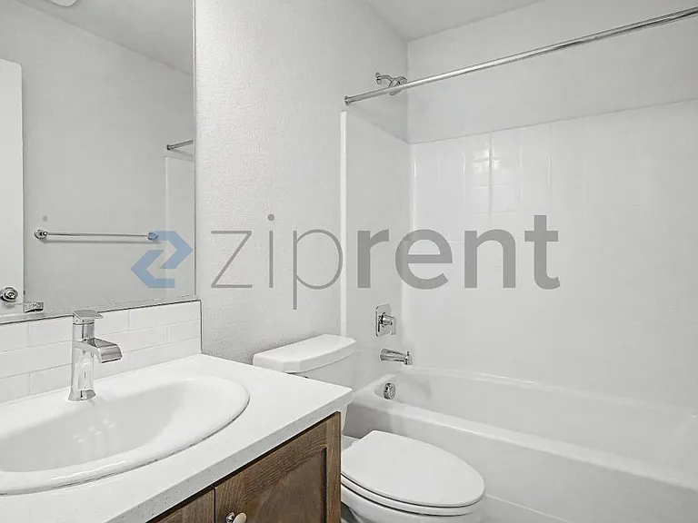 15975 NW Hosmer Ln — Photo 23