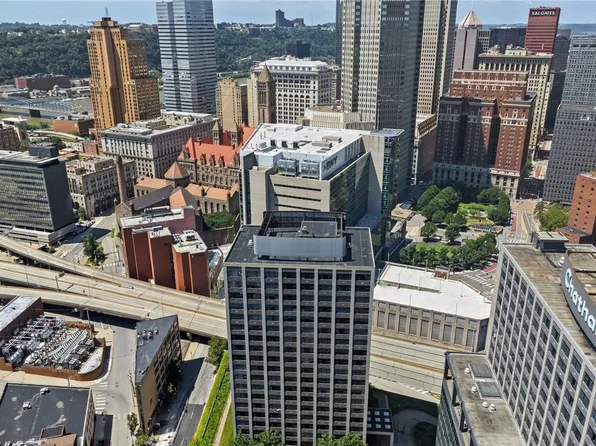 112 Washington Pl APT 18C, Pittsburgh, PA 15219