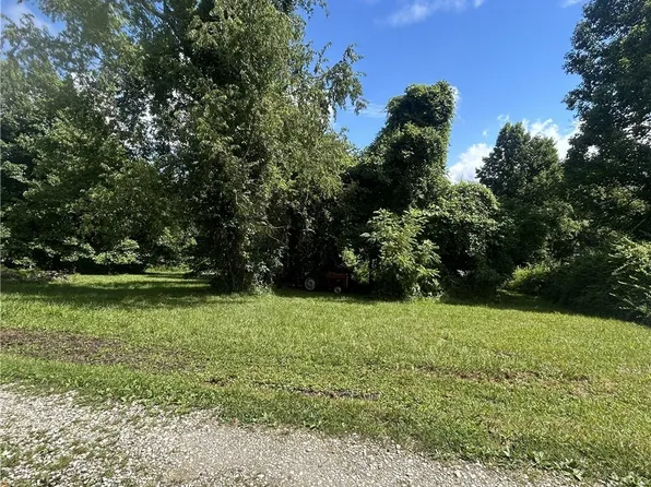 0 Pine Hill Dr, Scott Depot, WV 25560