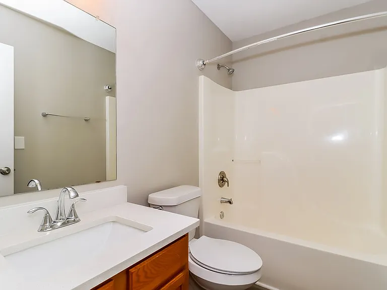 135 Winborne Dr — Photo 13