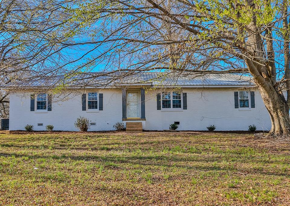 1st image of 4030 Shades Bridge Rd